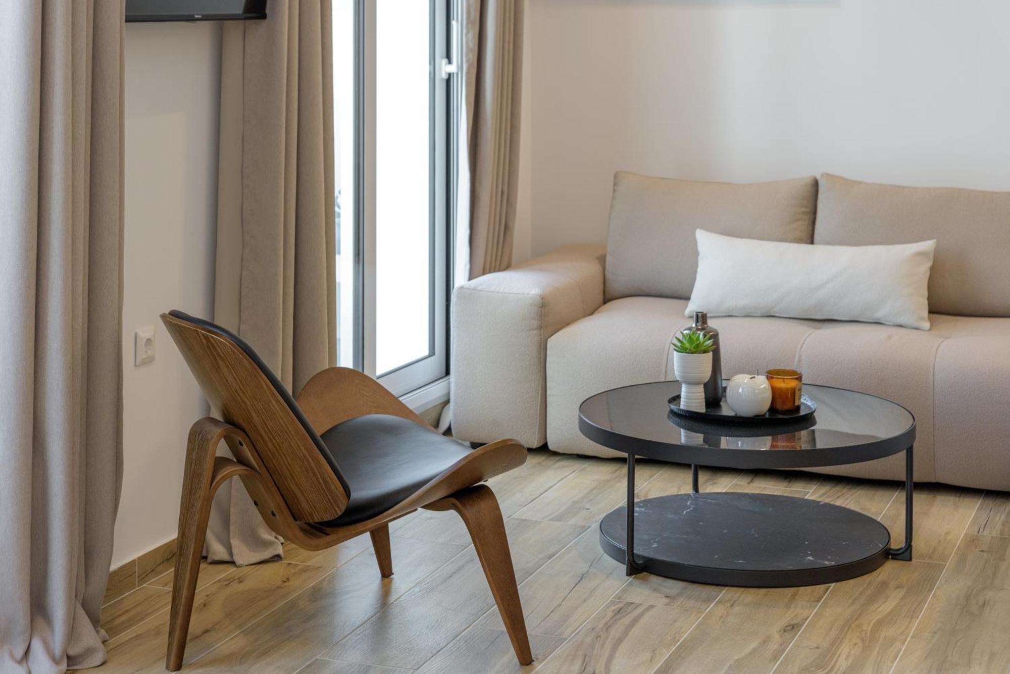 Central Sunny Loft With Plunge Pool Athens Exterior photo